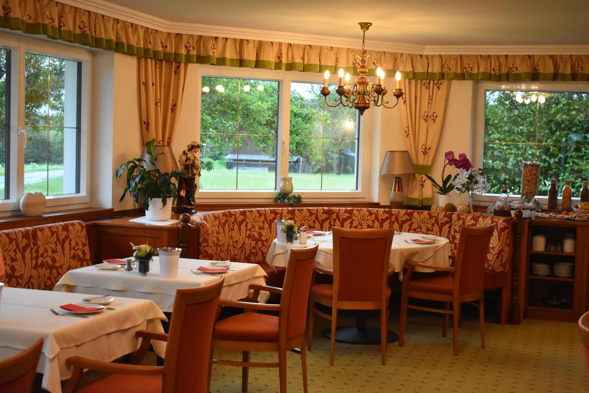 Pension Schloemmer Санкт Гильген Экстерьер фото